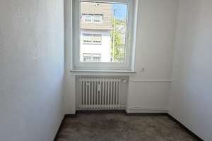 Sibylle Kolb Immobilien - 75 m² - 3 Zimmer Wohnung mit Balkon in Siegen Weidenau – Die vollständige Adresse der Immobilie erhältst du vom Anbieter., 57076 Weidenau, Siegen – Vorschaubild 10
