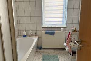 Stadtnah mitten im Grünen: 3-Zimmer-Wohnung in Erfurt-Urbich – Überm Steinknatze 29, 99099 Urbich, Erfurt – Vorschaubild 4