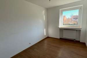 Helle 3‑Zimmer‑Wohnung mit Balkon in Grevenbroich – Kurt-Huber-Straße 1, 41515 Grevenbroich – Vorschaubild 9