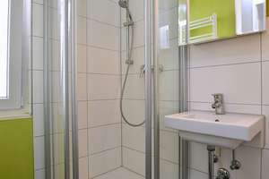 Helle, modern möblierte Wohnung in Stuttgart Degerloch – Die vollständige Adresse der Immobilie erhältst du vom Anbieter., 70597 Degerloch (Ortsteil), Stuttgart – Vorschaubild 14