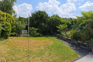 Renovierter, großzügiger Bungalow in bester, unverbaubarer Grünlage plus Garage – Die vollständige Adresse der Immobilie erhältst du vom Anbieter., 50769 Seeberg, Köln – Vorschaubild 3