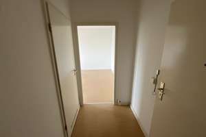 2-Zimmer Wohnung in schöner Eigentumsanlage mit ebenerdigen Aufzug – Schorfheidestraße 8, 12689 Marzahn, Berlin – Vorschaubild 2