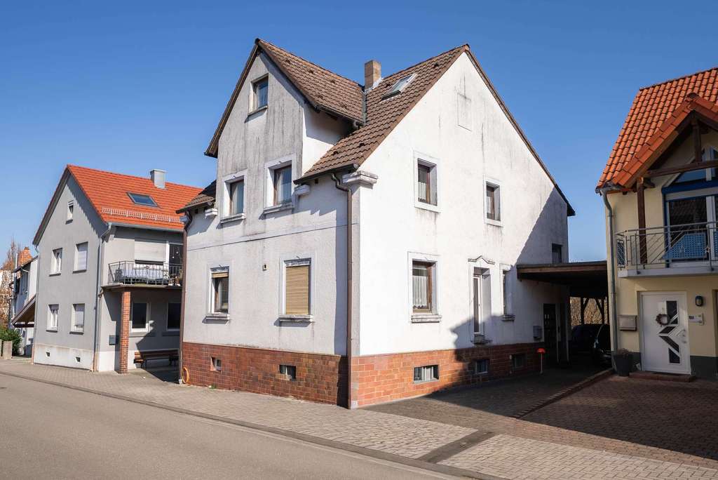 Immobilie in Kindsbach - 👉 Kindsbach: Rohdiamant für Handwerker – Haus mit großem Potenzial - Bild 1