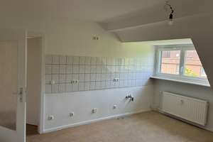 Helle und großzügig geschnittene 3-Raum-Wohnung – Saarbrücker Str. 13, 47053 Hochfeld, Duisburg – Vorschaubild 8