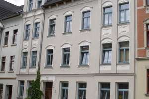 Eigentumswohnung im Gründerzeithaus mit Einbauküche und Balkon
