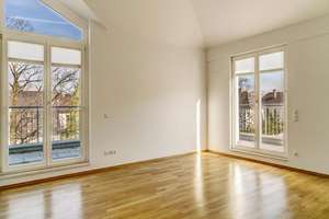 Lichtdurchflutete Penthouse-Wohnung mit Dachterrasse unweit der Münchener City – 81377 Am Waldfriedhof, München – Vorschaubild 9