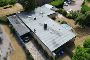 Großzügiger Flachdachbungalow mit Garage und Carport in Oldenburg-Etzhorn – Die vollständige Adresse der Immobilie erhältst du vom Anbieter., 26125 Etzhorn, Oldenburg (Oldenburg) – Vorschaubild 2