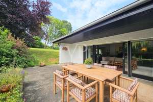 Bungalow in Feldrandlage: Garten, Garage sowie vielseitiges Potenzial, ruhig und zentral zugleich – Die vollständige Adresse der Immobilie erhältst du vom Anbieter., 61250 Usingen – Vorschaubild 12
