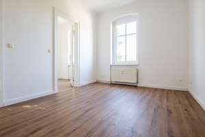 Helle und schöne 2-Zimmerwohnung im 2. OG- Erstbezug nach Renovierung – Die vollständige Adresse der Immobilie erhältst du vom Anbieter., 15517 Fürstenwalde/Spree – Vorschaubild 1