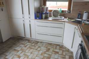 Einfamilienhaus mit Einliegerwohnung in Eningen u.A. – Heerstraße 4, 72800 Reutlingen (Kreis) – Vorschaubild 4