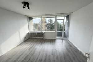 Wohnung mit Balkon | 3.840 € Mieteinnahme pro Jahr – Inratherstr. 321, 47803 Krefeld – Vorschaubild 1