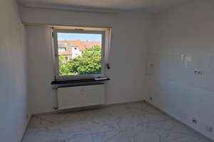 Dachgeschosswohnung WG geeignet – Lochheimer Straße 35, 69124 Kirchheim, Heidelberg – Vorschaubild 5
