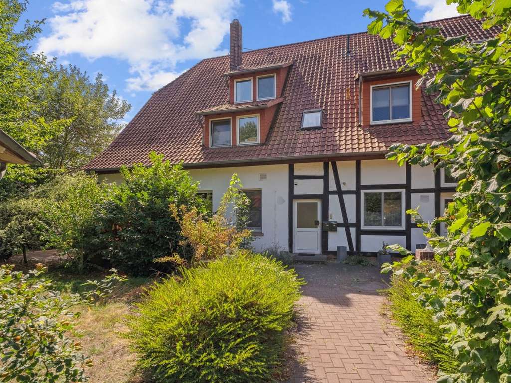 Immobilie in Petershagen - Gemütliche 2-Zimmer-Dachgeschosswohnung in naturnaher Lage von Petershagen - Bild 1