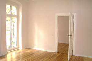 ruhig, grün, zentral, Westbalkon-hochwertig sanierter Altbau mit Wohnküche u. großem Bad! von privat – Die vollständige Adresse der Immobilie erhältst du vom Anbieter., 10557 Moabit, Berlin – Vorschaubild 4