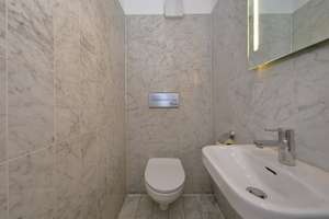 Lichtdurchflutete Penthouse-Wohnung mit 270-Grad-Terrasse in exklusiver Lage von Köln-Marienburg – Die vollständige Adresse der Immobilie erhältst du vom Anbieter., 50968 Marienburg, Köln – Vorschaubild 9