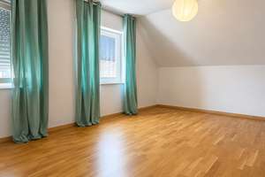 Freistehendes und großzügiges Haus mit 5 Schlafzimmern in ruhiger Lage von Kaiserswerth – 40489 Kaiserswerth, Düsseldorf – Vorschaubild 17
