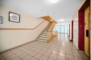Vermietete 2-Zimmer-Wohnung mit Loggia und zwei Stellplätzen in bevorzugter Lage von Bonn-Ramersdorf – Die vollständige Adresse der Immobilie erhältst du vom Anbieter., 53227 Küdinghoven, Bonn – Vorschaubild 4