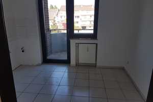 Im Herzen von Rheydt! Gemütliche Citywohnung mit gelungener Raumaufteilung! Balkon vorhanden! – Hauptstr. 179, 41236 Mönchengladbach – Vorschaubild 4