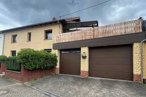 Einseitig angebautes Einfamilienhaus in zentraler Lage mit 2 Garagen – Saarbrücker Str. 336, 66125 Stadtverband Saarbrücken (Kreis) – Vorschaubild 1