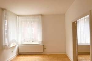 Charmante Altbauwohnung in der Hannover-Südstadt - 4 Zimmer, saniert, provisionsfrei – Die vollständige Adresse der Immobilie erhältst du vom Anbieter., 30173 Südstadt, Hannover – Vorschaubild 2