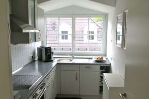 exclusive Dachgeschosswohnung mit Galerie in Bestlage Waldtrudering – von-Gravenreuth-Str. 8, 81827 Waldtrudering, München – Vorschaubild 2