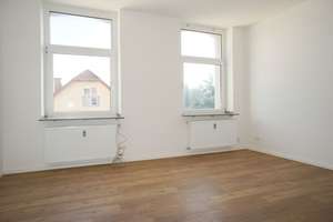 Hier ist Platz ! Vierzimmerwohnung in Aachen-Eilendorf, Josefstraße zu vermieten ! – Josefstraße 2, 52080 Eilendorf, Aachen – Vorschaubild 4