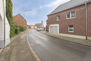 Ein Haus mit Möglichkeiten, Raum für Leben und einem geschützten Innenhof in Gangelt - Breberen! – Die vollständige Adresse der Immobilie erhältst du vom Anbieter., 52538 Gangelt – Vorschaubild 4