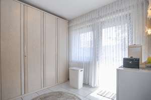 Freigezogene Maisonettewohnung mit ca. 110 m²,zwei Balkonen &Tiefgaragenstellplatz in Essen-Frintrop – 45359 Frintrop, Essen – Vorschaubild 9