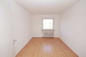 Rarität in Buer: Renovierte 4,5-Zimmer-Dachgeschoss-Wohnung mit Balkon und Stellplatz zu vermieten – Vom-Stein-Str. 3, 45894 Buer, Gelsenkirchen – Vorschaubild 6