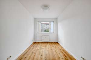 Modernes Cityapartment mit Südwestbalkon am Savignyplatz – Die vollständige Adresse der Immobilie erhältst du vom Anbieter., 10623 Charlottenburg, Berlin – Vorschaubild 5