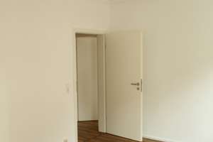 Sanierte 3-Zimmer-Altbauwohnung (ca. 79 m²) mit Balkon 