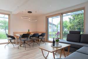 Mühldorf am Inn: zum Erstbezug
Attraktive Doppelhaushälfte mit hervorragender Energieeffizienz – Mühldorf am Inn (Kreis) – Vorschaubild 7