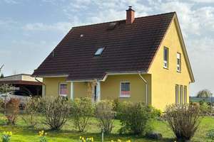 Modernes Einfamilienhaus mit 1.800 m² Garten + 3.300 m² Ackerland/Wiese – vielseitig nutzbar – Hauptstraße 1, 17268 Boitzenburger Land – Vorschaubild 2