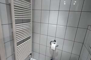 Köln-Rodenkirchen, 2 Zimmer, EBK, große Loggia, Duschbad, Keller.... perfekt! – 50996 Rodenkirchen (Ortsteil), Köln – Vorschaubild 8