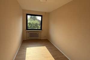 Doppelhaushälfte in ruhiger Lage in Niederkassel – Die vollständige Adresse der Immobilie erhältst du vom Anbieter., 53859 Niederkassel – Vorschaubild 6