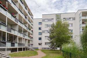 Sonnige Wohnung mit großem Balkon lädt zum Entspannen ein. – Scharnhorstring 14, 39130 Neu Olvenstedt, Magdeburg – Vorschaubild 17