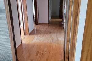 von Privat: Ruhige 3-Zi. DG Wohnung (86qm), Balkon, EBK, Gäste-WC, TG-Stellplatz, keine Maklergebühr – Die vollständige Adresse der Immobilie erhältst du vom Anbieter., 70619 Riedenberg, Stuttgart – Vorschaubild 6