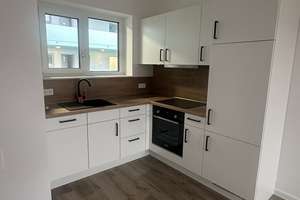 Leben am Wasser in extravaganter Lage - perfekt geschnittene 2 Zimmer – Stephanie-Kuder-Straße 8, 30453 Limmer, Hannover – Vorschaubild 1