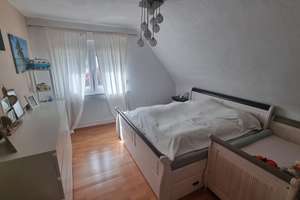ZWEIFAMILIENHAUS – LEBEN IN UND MIT DER NATUR! ZWEI EIGENTUMS-WHG. MÖGLICH - WOHNEN & ARBEITEN – Die vollständige Adresse der Immobilie erhältst du vom Anbieter., 63594 Hasselroth – Vorschaubild 28