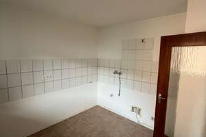 Helle 2-Zimmer-Wohnung mit Balkon in ruhiger Lage – frisch modernisiert und sofort bezugsfrei – Die vollständige Adresse der Immobilie erhältst du vom Anbieter., 42275 Oberbarmen, Wuppertal – Vorschaubild 8