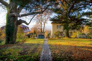 Panoramablick und Privatsphäre: Ihr Zuhause in privilegierter Lage am Loschwitzer Elbhang! – Die vollständige Adresse der Immobilie erhältst du vom Anbieter., 1326 Loschwitz/Wachwitz, Dresden – Vorschaubild 7