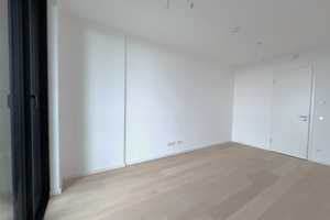 Schöne Zwei-Zimmer Wohnung im Eden Tower – Frankfurt am Main – Vorschaubild 4