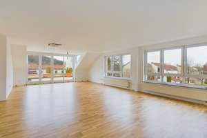 KLIMATISIERTE DG-WOHNUNG in TOP-QUALITÄT nur für KURZZEITVERMIETUNG – Die vollständige Adresse der Immobilie erhältst du vom Anbieter., 71384 Weinstadt – Vorschaubild 6
