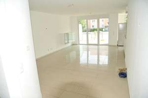 6 Zimmer-Wohnung mit 175qm in Hannover Badenstedt zu vermieten – Am Soltekampe 6, 30455 Badenstedt, Hannover – Vorschaubild 2