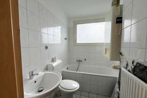 Frisch renovierte 3,5-Zimmer-Wohnung in Oberhausen-Osterfeld – Bergstr. 101, 46119 Heide, Oberhausen – Vorschaubild 5
