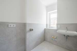 Selbstnutzer oder Kapitalanleger aufgepasst: West-Terrasse, Tageslicht-Badezimmer, Aufzug - Chance – Marbachstraße 12b, 81369 Mittersendling, München – Vorschaubild 6