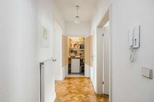 Bezugsfreie Stadtwohnung in Berlin Mitte mit Altbaucharakter und sehr guter Anbindung – Bergstraße 18, 10115 Mitte (Ortsteil), Berlin – Vorschaubild 4