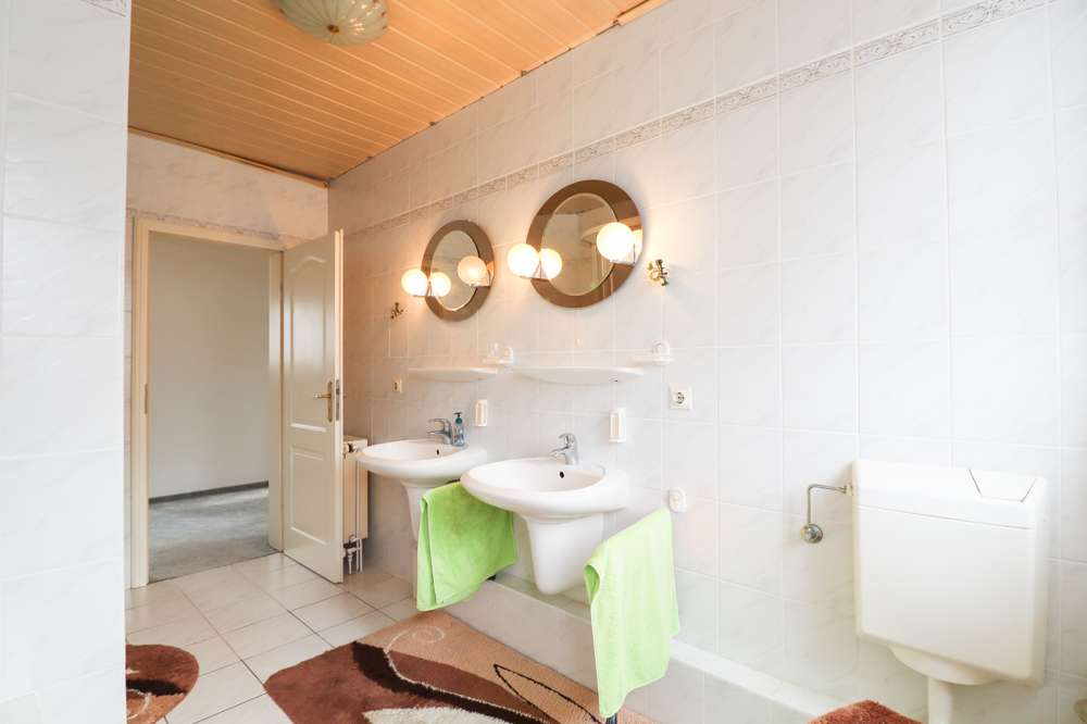 Immobilie in Hatten - Ihr Traumhaus in Sandkrug – hell, ruhig und mit Gartenidylle! - Bild 20