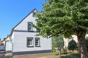 Attraktives Mehr- oder Einfamilienhaus mit 4 Einheiten, Garten und flexiblen Nutzungsmöglichkeiten – 67065 Mundenheim, Ludwigshafen am Rhein – Vorschaubild 2