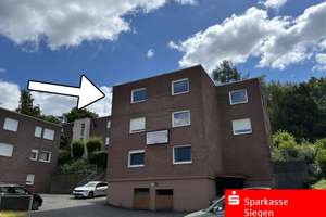 Helle, sofort beziehbare Wohnung mit Einbauküche, Kellerraum und überdachtem Stellplatz